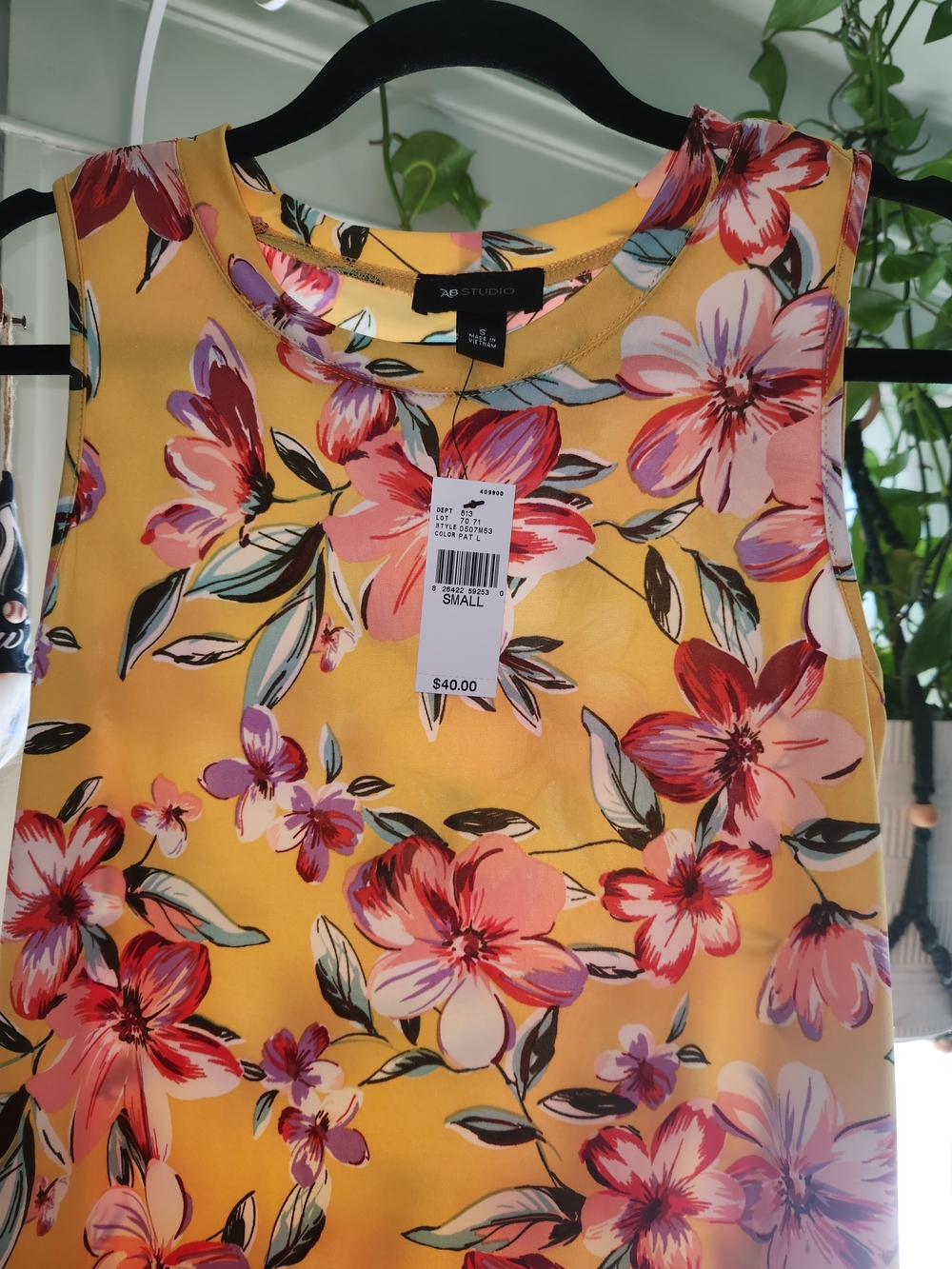 Sleeveless Yellow Floral Shift Dress - Picture 3 of 5